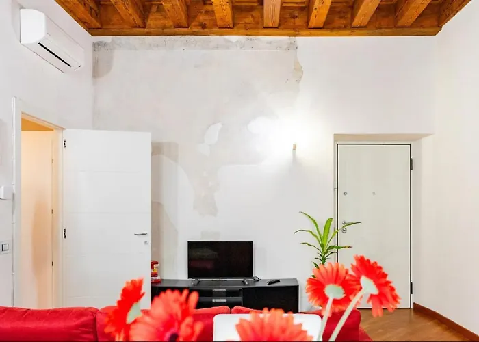 Magnolia - Piazza Delle Erbe 维罗纳